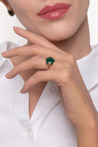Petit Joli Green Agate Ring